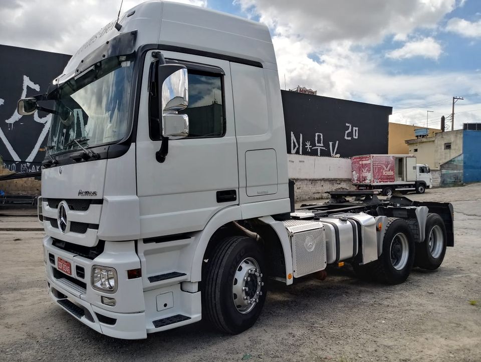 Mercedes benz Actron 2546 Ano 2013